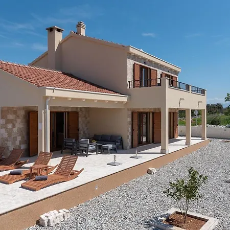 Vanessa - Ciovo Trogir