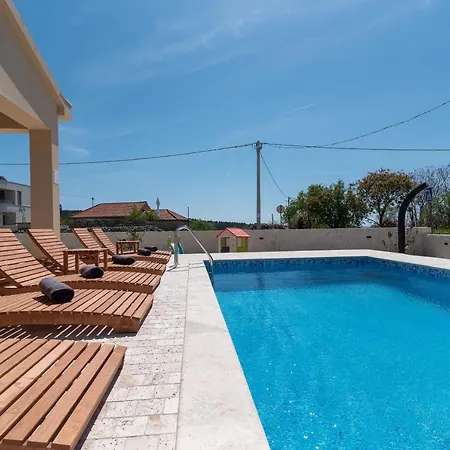 Vanessa - Ciovo Trogir